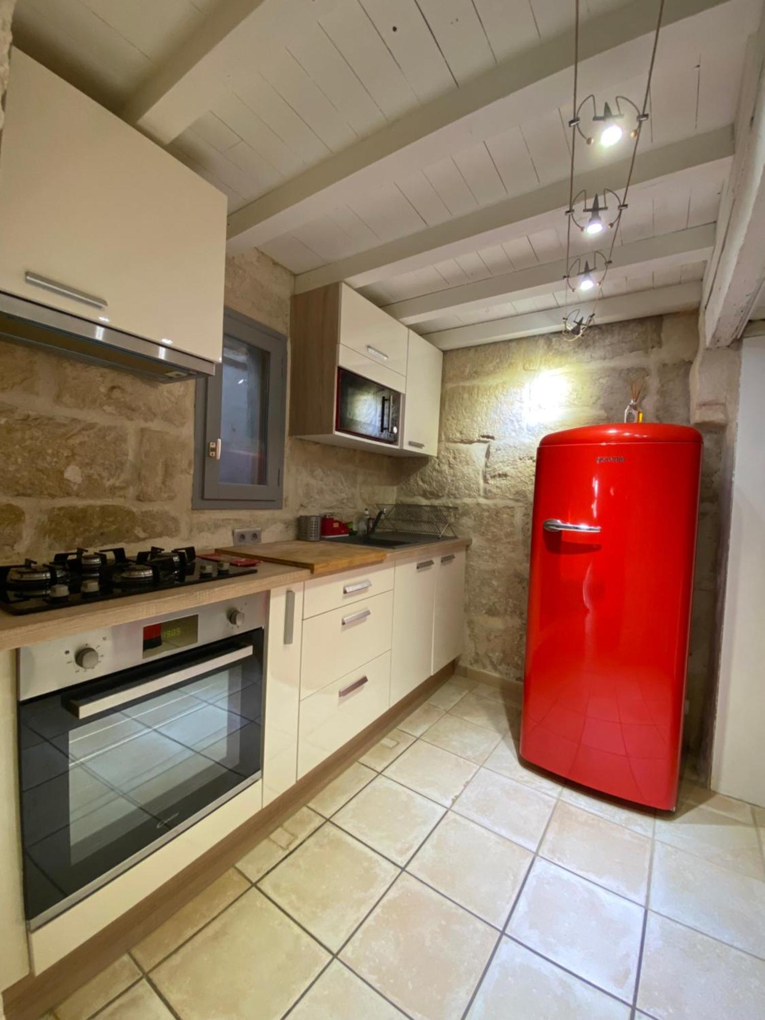 Bienvenue Au 6 - Calme Et Charme De La Pierre. Villa Fourques  Exterior photo